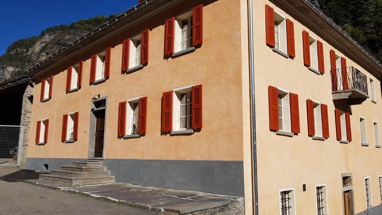 Bnb Ai Cav Calanca Arvigo Extérieur photo